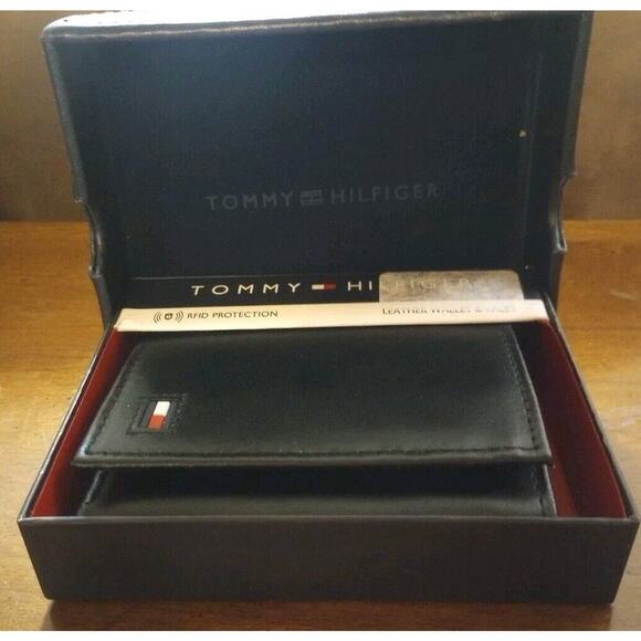 Tommy Hilfiger Men's Leather Trifold Wallet & Box New Credit Card Slim Black - Picture 4 of 6